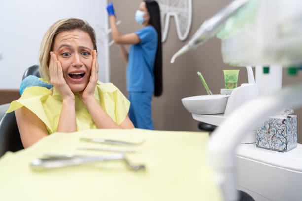 Best Knocked-Out Tooth Emergency  in Cedar Grove, WI